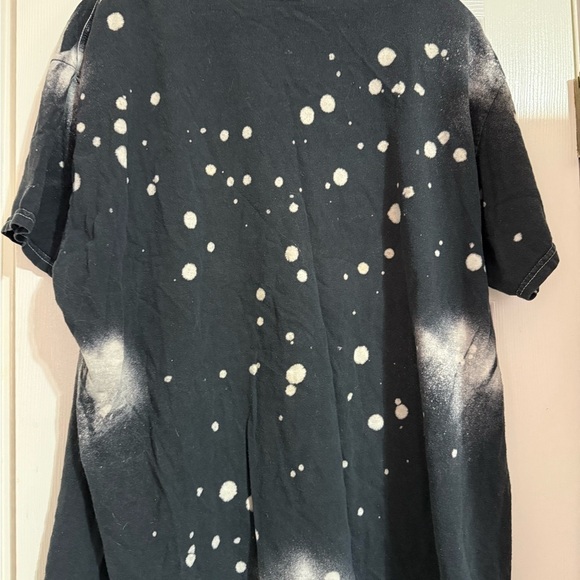 Bundle of 2 Friends Tee Shirts - Picture 8 of 9